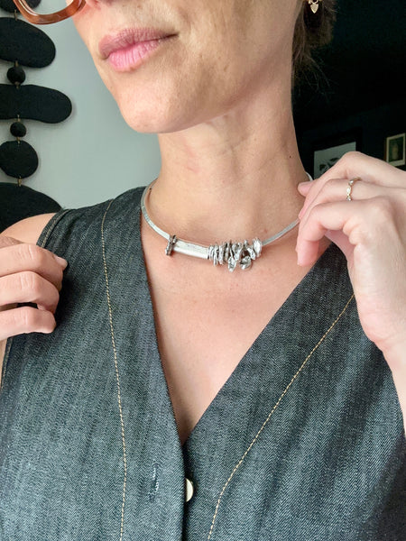 THE MONTEPULCIANO COLLAR