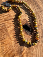 THE PARACAS NECKLACE