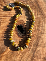 THE PARACAS NECKLACE