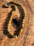 THE PARACAS NECKLACE